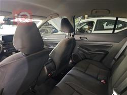 نيسان ألتيما